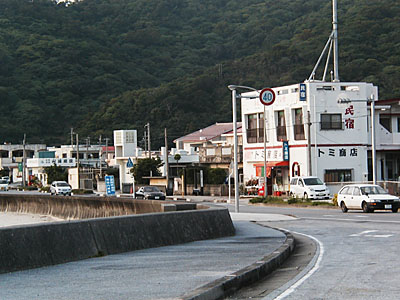 ���h������